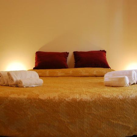 Secret Rhome Colosseum Art โรม ภายนอก รูปภาพ